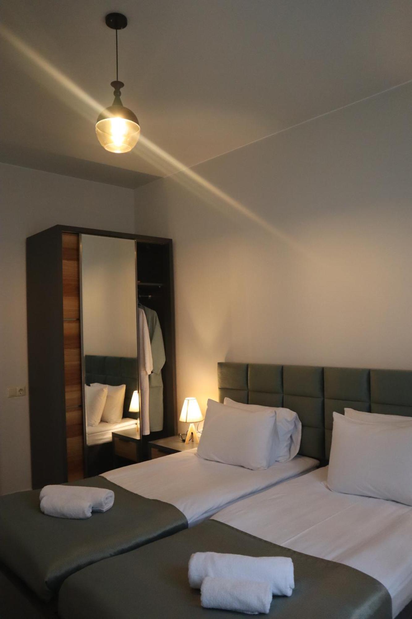 Horizons Hotel Rooms Batoemi Buitenkant foto