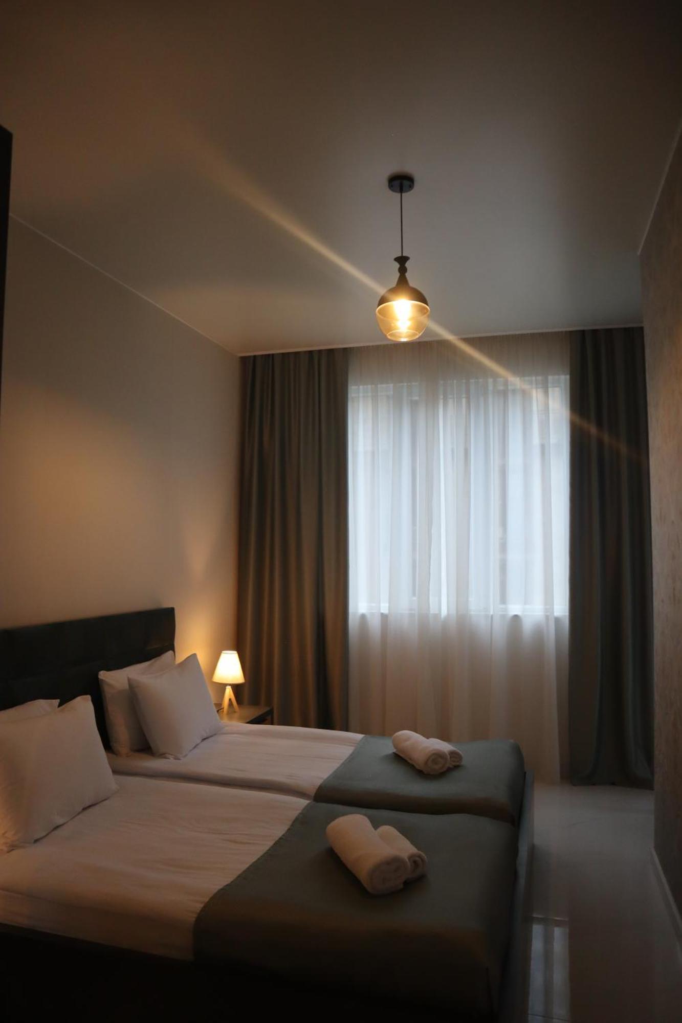 Horizons Hotel Rooms Batoemi Buitenkant foto