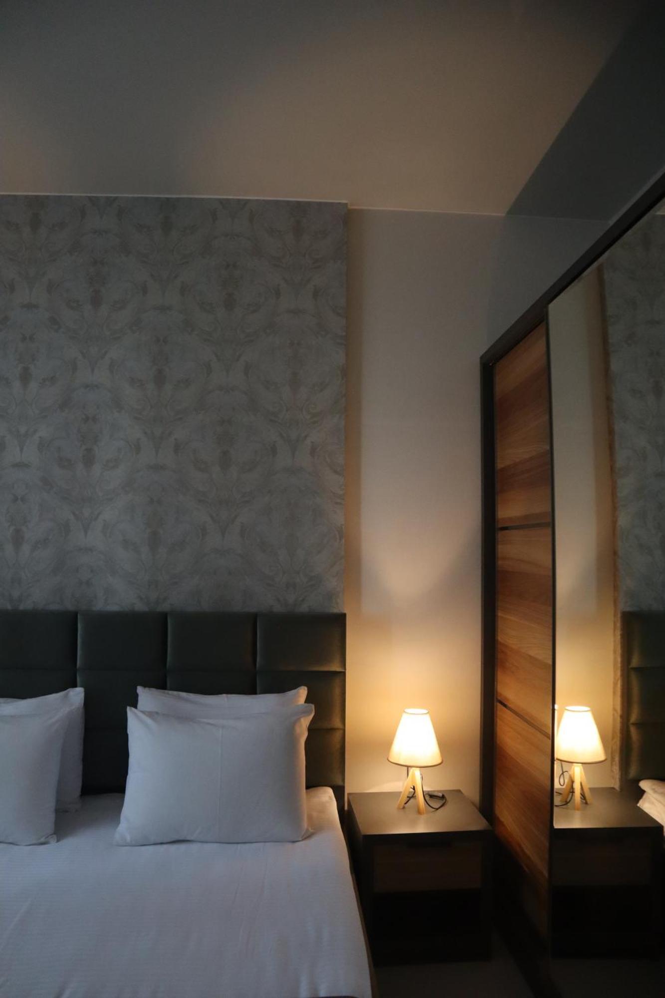 Horizons Hotel Rooms Batoemi Buitenkant foto