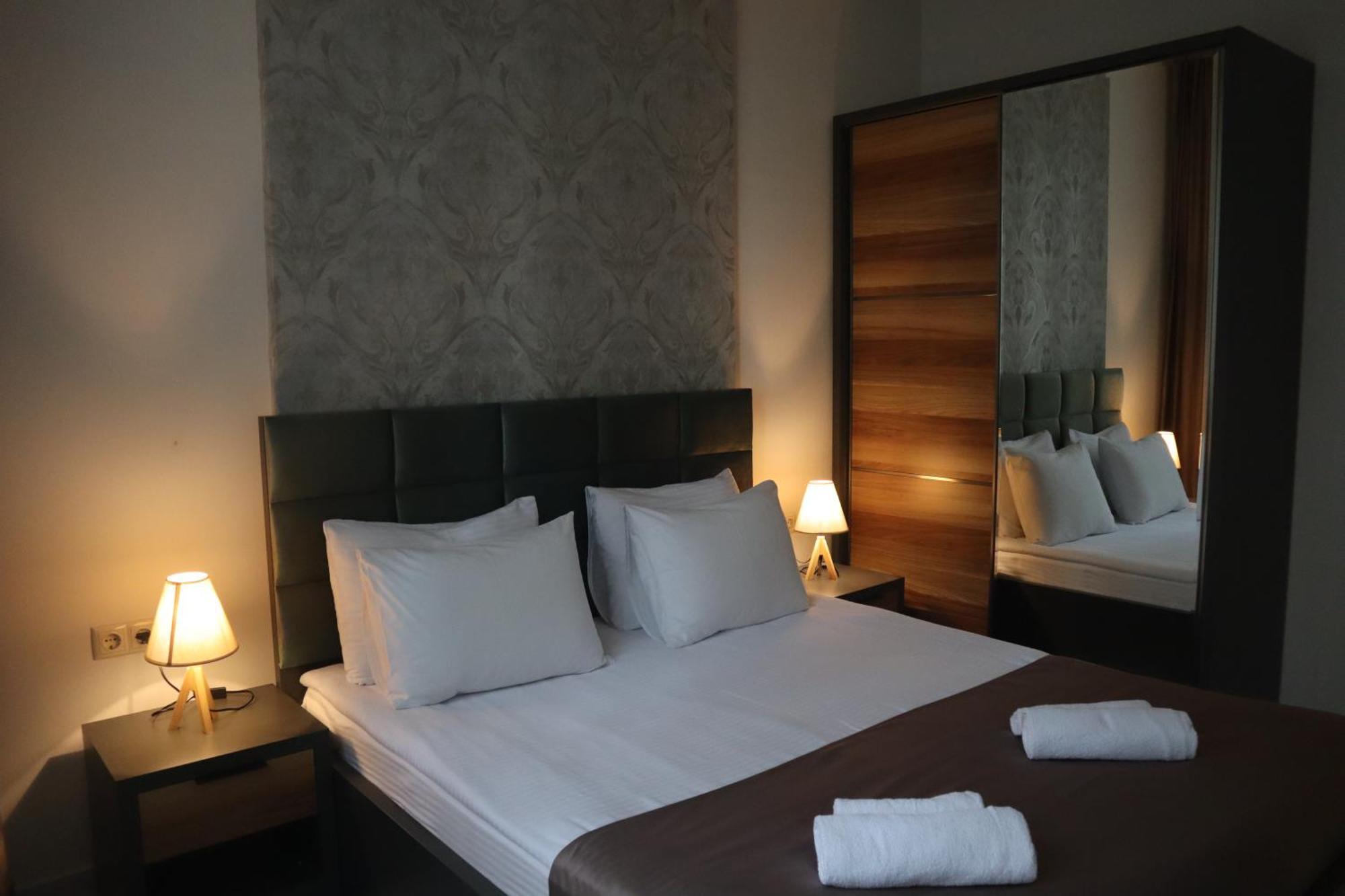 Horizons Hotel Rooms Batoemi Buitenkant foto